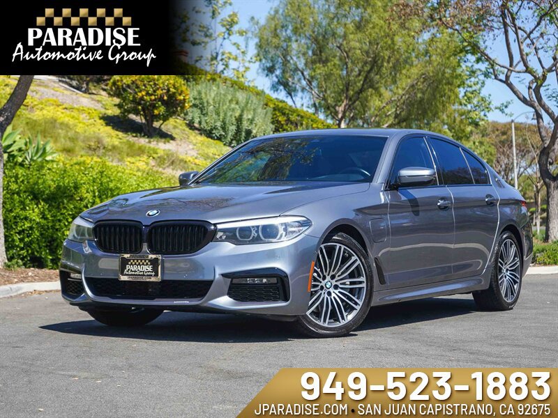 Used 2019 BMW 530e w/ M Sport Package RWD image 1