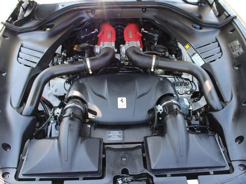 Used 2017 Ferrari California T image 57