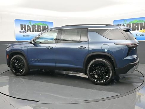 New 2026 Chevrolet Traverse LT w/ Driver Confidence Package image 3