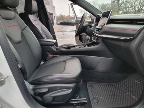 Used 2024 Jeep Compass Trailhawk image 32