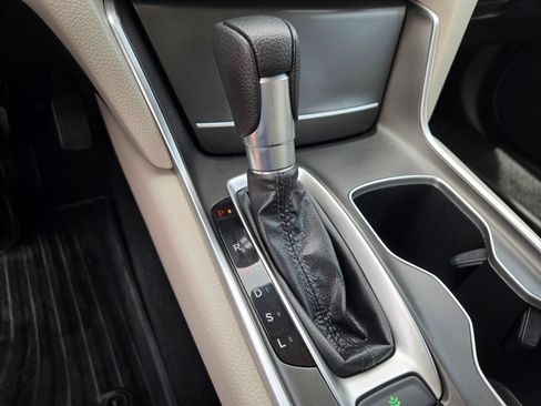 Used 2022 Honda Accord LX image 19