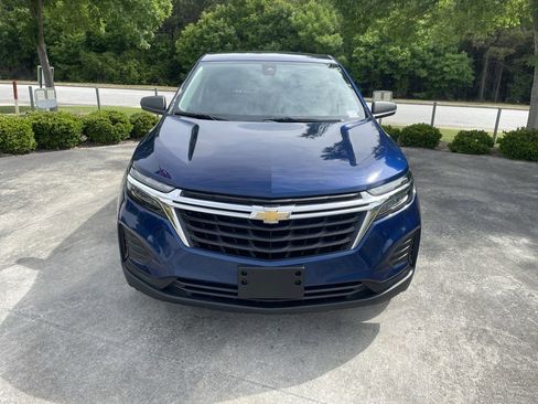 Used 2022 Chevrolet Equinox LS FWD image 8
