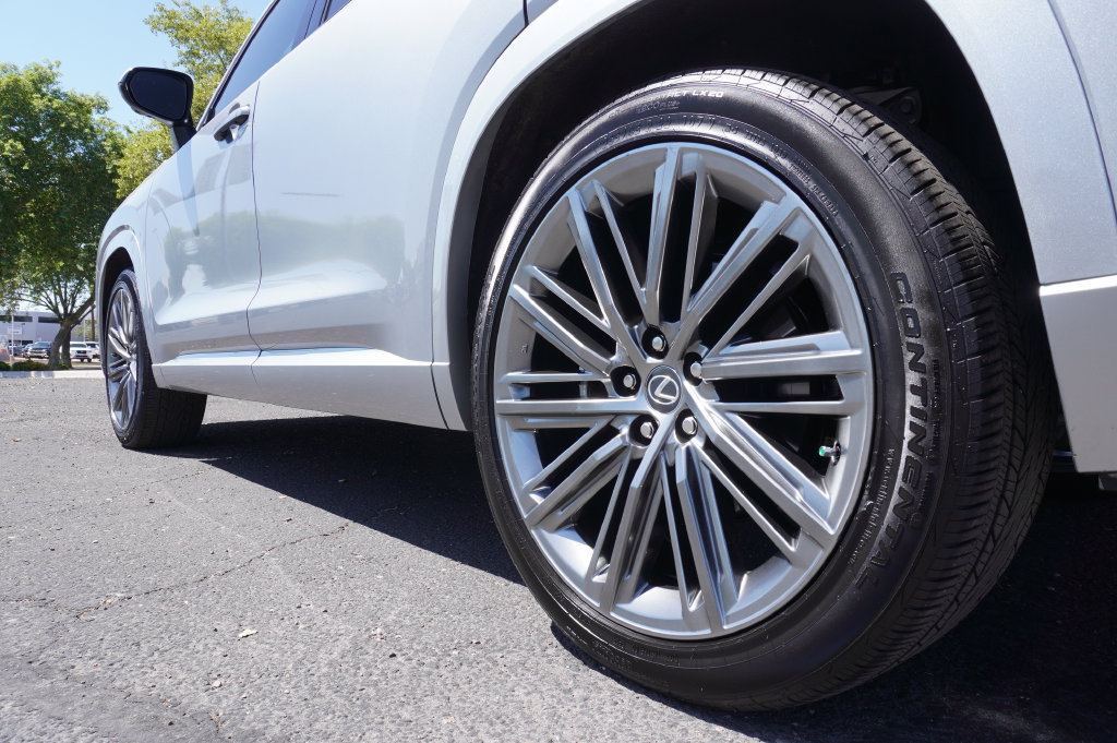 Used 2025 Lexus TX 350 AWD w/ Technology Package image 8