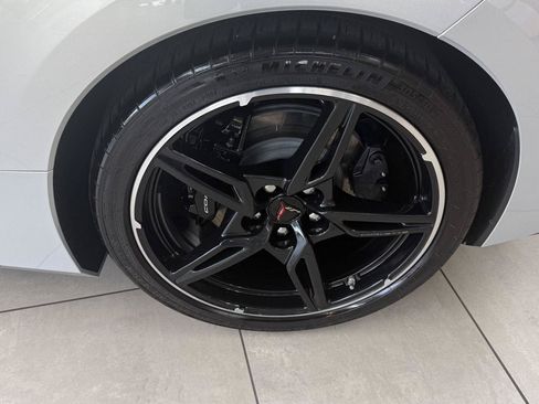 Used 2023 Chevrolet Corvette Stingray Coupe RWD image 16