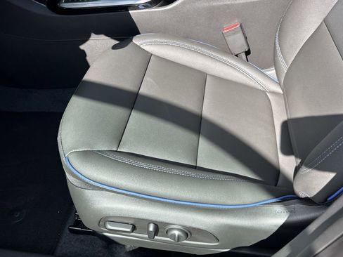 New 2026 Buick Envista Sport Touring w/ Convenience I Package image 21