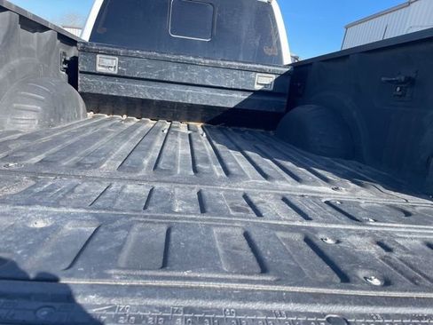 Used 2023 Ford F350 Lariat w/ Chrome Package image 28