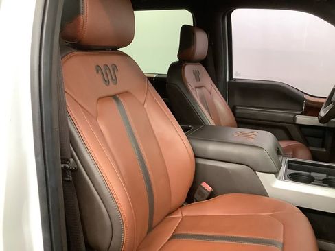 Used 2018 Ford F250 King Ranch w/ Chrome Package image 29