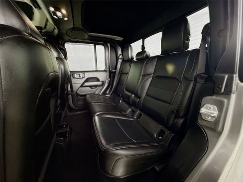 Used 2021 Jeep Gladiator Overland w/ Popular Equipment Package image 23