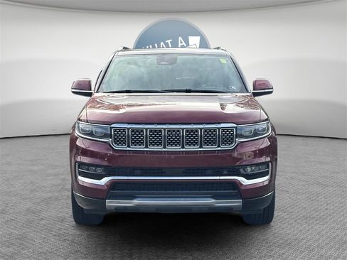 Used 2022 Jeep Grand Wagoneer Series II w/ Convenience Group III image 27
