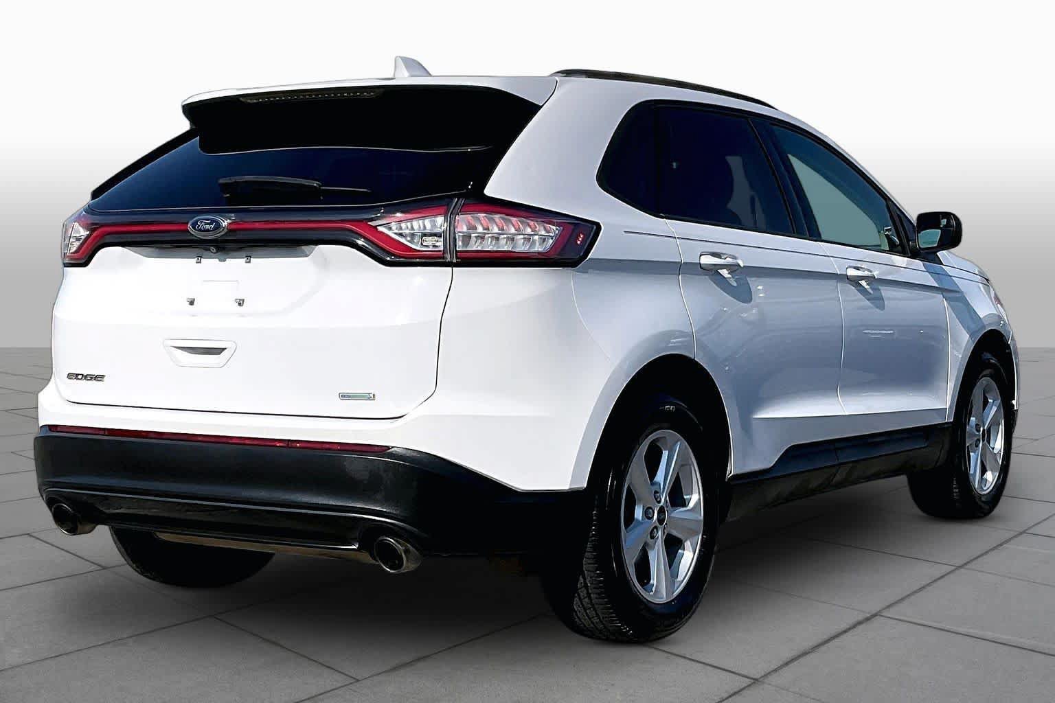 Used 2016 Ford Edge SE FWD image 13