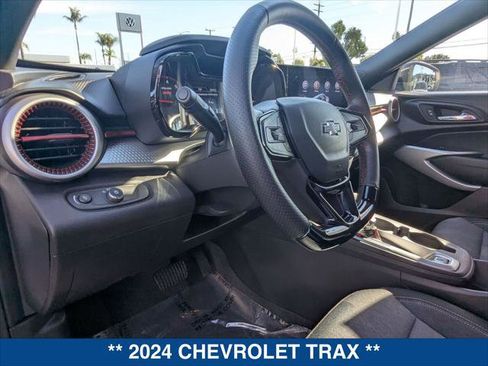 Used 2024 Chevrolet Trax RS w/ Driver Confidence Package image 12