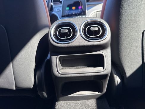 New 2026 Mercedes-Benz GLC 300 4MATIC image 19