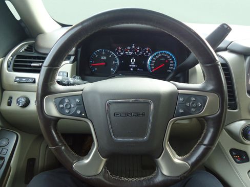 Used 2018 GMC Yukon XL Denali w/ Denali Ultimate Package image 13