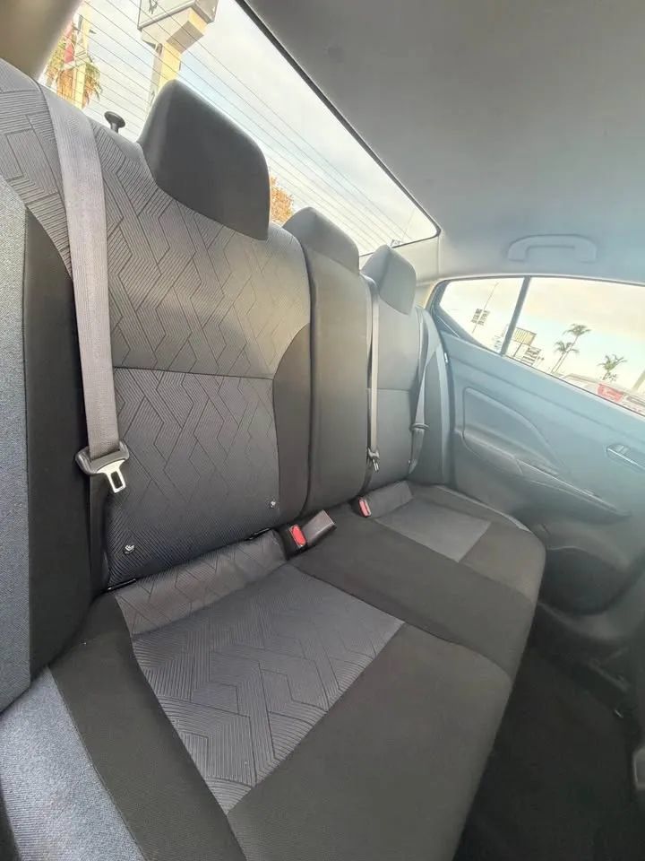 Used 2025 Nissan Versa SV w/ Trunk Package FWD image 7