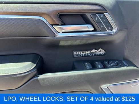 Used 2024 Chevrolet Silverado 1500 High Country w/ Technology Package AWD/4WD image 12