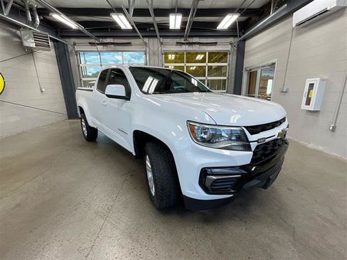 Used 2022 Chevrolet Colorado LT w/ Fleet Safety Package RWD image 7