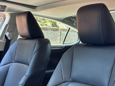 Used 2023 Lexus ES 300h w/ Premium Package FWD image 30