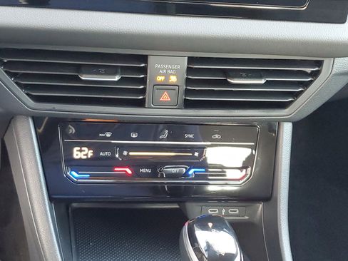 Used 2025 Volkswagen Jetta S image 23