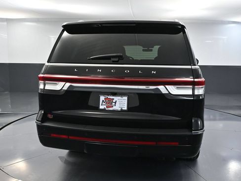 Used 2024 Lincoln Navigator Reserve w/ Equipment Group 201A AWD/4WD image 7