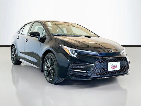 New 2026 Toyota Corolla SE FWD image 3