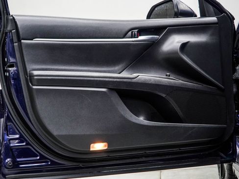 Used 2021 Toyota Camry XSE image 30