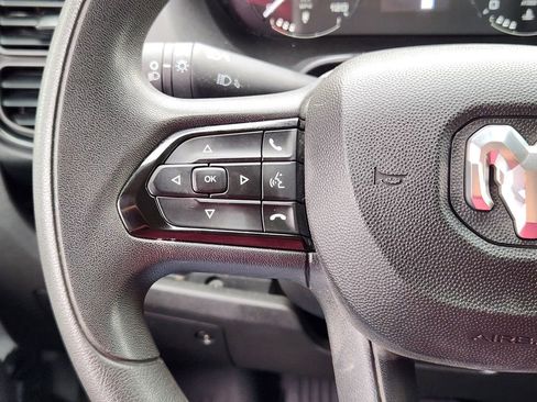 Used 2025 RAM ProMaster 2500 FWD image 16