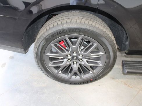 New 2025 Ford Expedition Platinum w/ Stealth Performance Package image 60