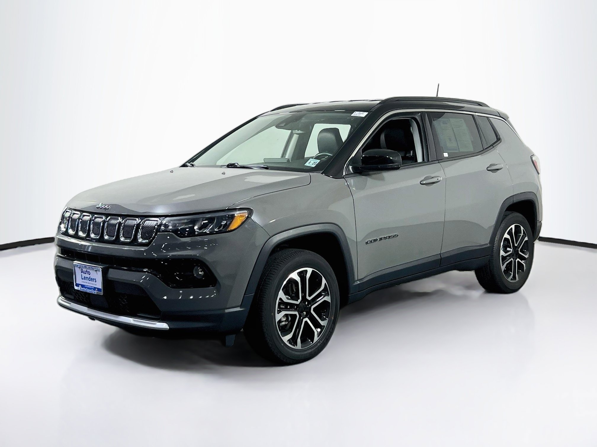 Used 2022 Jeep Compass Limited AWD/4WD image 1