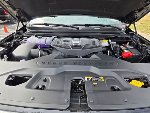 New 2026 Jeep Grand Wagoneer Summit image 33