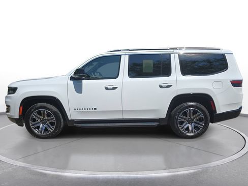 Certified 2025 Jeep Wagoneer Series II w/ 8-Passenger Seating Package AWD/4WD image 8