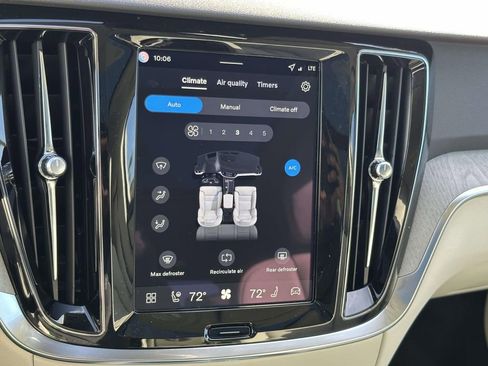 New 2026 Volvo V60 B5 Cross Country Plus w/ Climate Package image 5