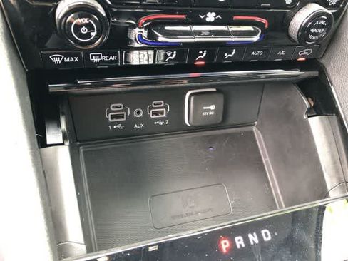 Used 2023 Jeep Grand Cherokee L Laredo w/ Luxury Tech Group I AWD/4WD image 25