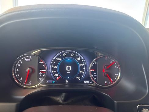 Used 2019 GMC Acadia Denali w/ Technology Package AWD/4WD image 13