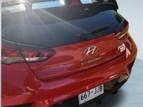 Used 2022 Hyundai Veloster N FWD image 29