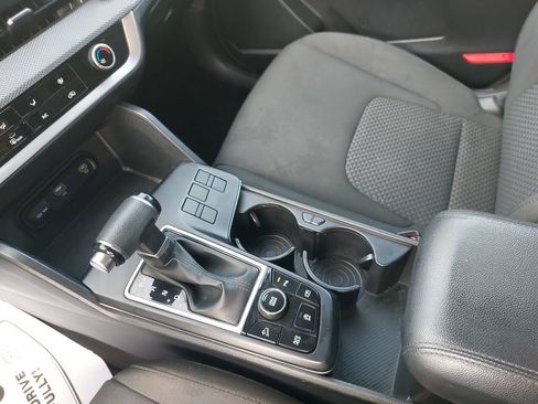 Used 2023 Kia Sportage LX FWD image 21