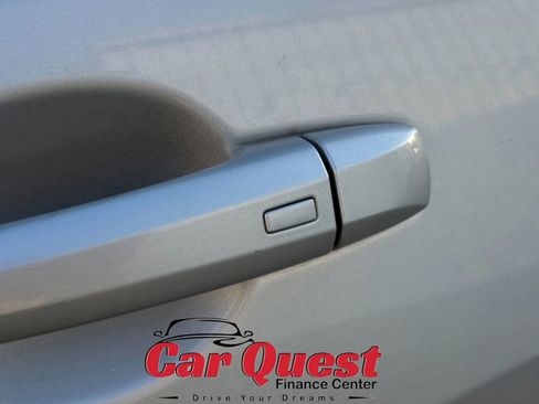 Used 2021 Nissan Rogue SV AWD/4WD image 25