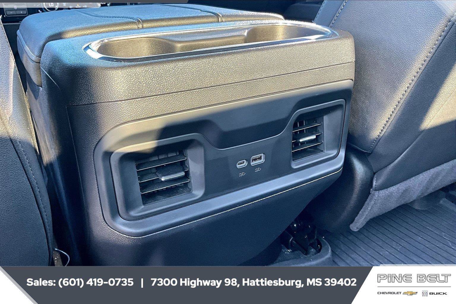 Used 2025 Chevrolet Silverado 1500 LT Trail Boss w/ Convenience Package II AWD/4WD image 25