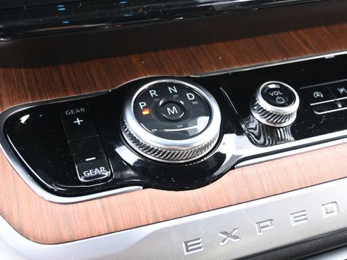 New 2025 Ford Expedition King Ranch image 27