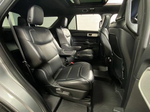 Used 2020 Ford Explorer ST w/ Premium Technology Package AWD/4WD image 34