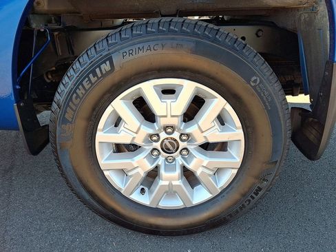 Certified 2024 Nissan Frontier SV w/ SV Convenience Package image 13