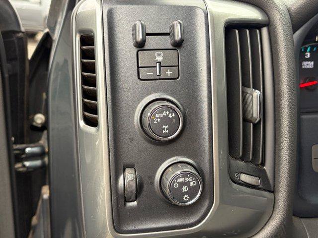 Used 2018 Chevrolet Silverado 1500 LT w/ All Star Edition AWD/4WD image 20