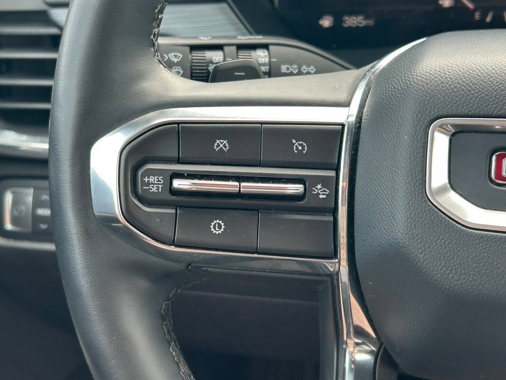 Used 2025 GMC Acadia Elevation FWD image 37