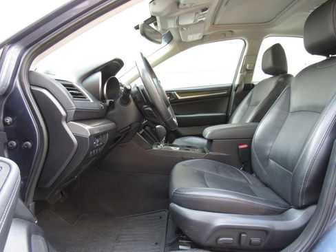 Used 2018 Subaru Legacy 2.5i Limited AWD/4WD image 10