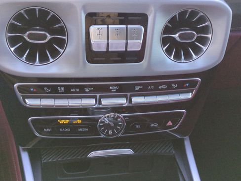 Certified 2022 Mercedes-Benz G 63 AMG 4MATIC image 24