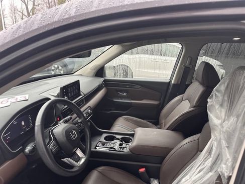 Used 2023 Honda Pilot Elite image 5