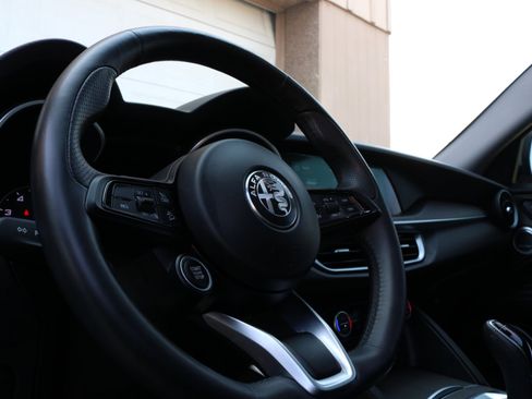 Used 2020 Alfa Romeo Stelvio Ti w/ Active Blind Spot Package image 25