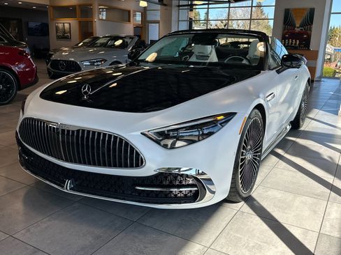 Used 2026 Mercedes-Benz Maybach SL 680 image 23