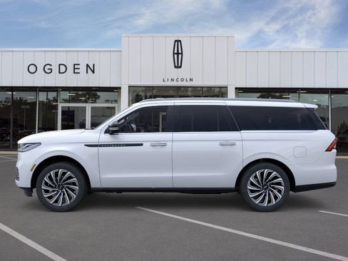 New 2026 Lincoln Navigator L Black Label image 3