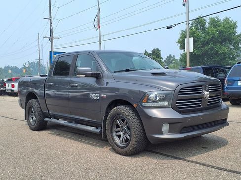 Used 2014 RAM 1500 Sport w/ Remote Start & Security Group AWD/4WD image 3