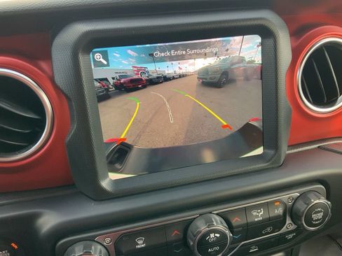 Certified 2023 Jeep Gladiator Rubicon w/ LED Lighting Group image 24